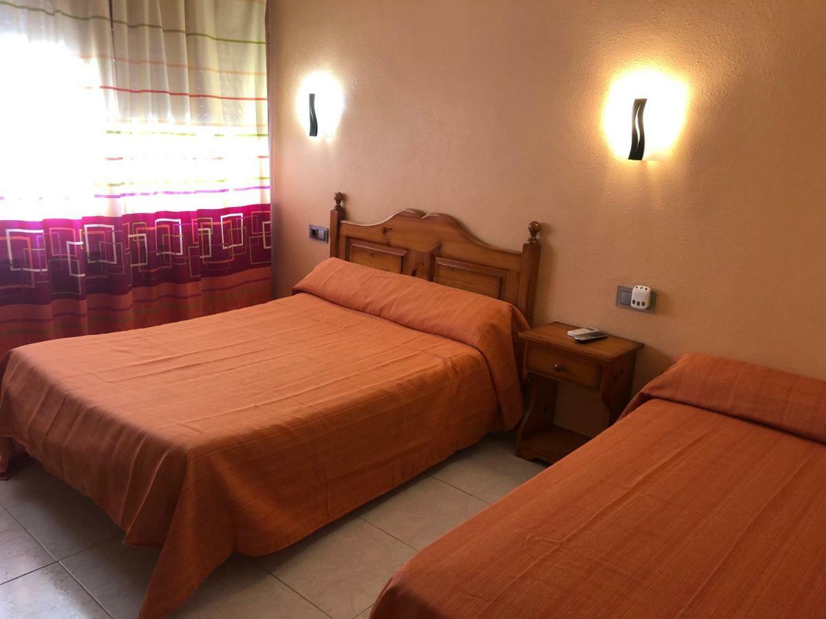 Hostal La Parrilla Monegros II Bujaraloz Dış mekan fotoğraf